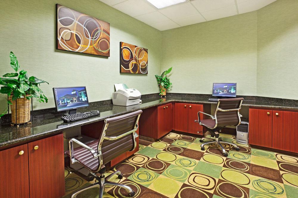 Holiday Inn Express Hotels & Suites Greenville-Spartanburg/Duncan By Ihg Exterior foto