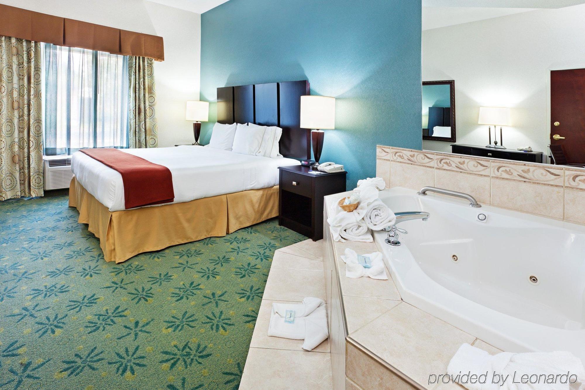 Holiday Inn Express Hotels & Suites Greenville-Spartanburg/Duncan By Ihg Exterior foto